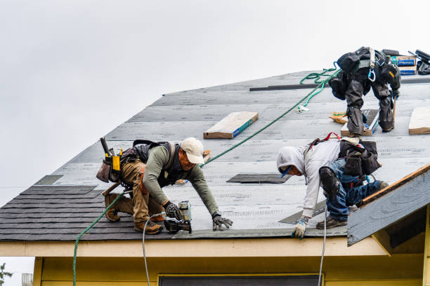 Professional Gutter Installation technician working in Norway, MI